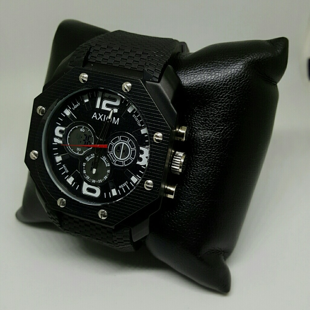 Axiom men wrist watch BRAND NEW